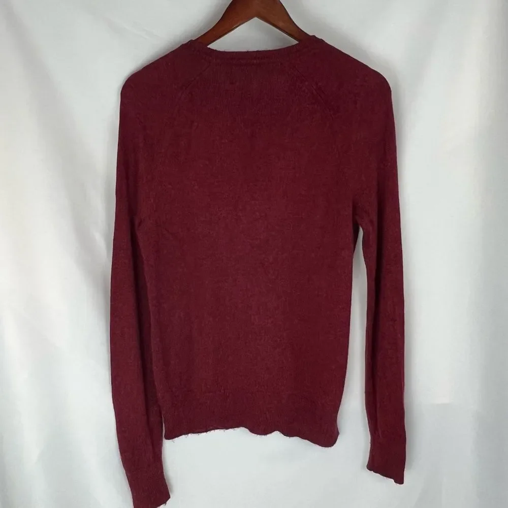 Banana‎ Republic Crew Sweater